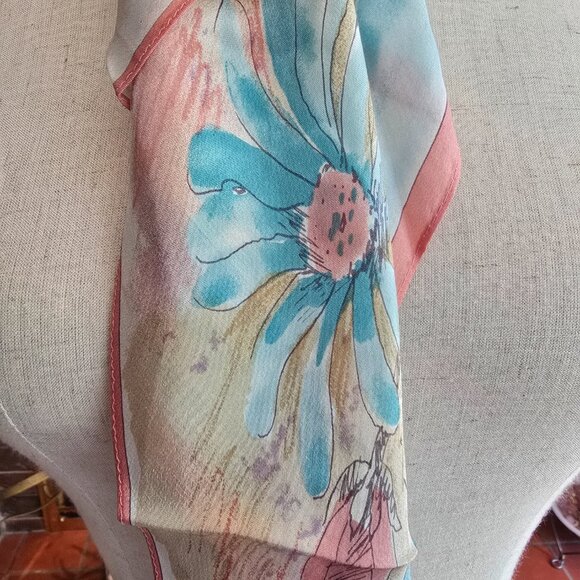 Vera Neumann - Vintage Silk Scarf with Watercolour Effect Floral Design - Picture 4 of 8